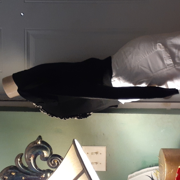 M M Couture women's sweater - Picture 7 of 9